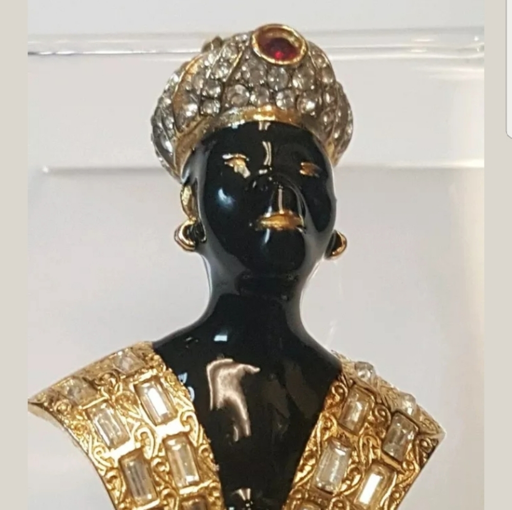 Exquisite Figural Brooch-Clear & Colored Rhinestones